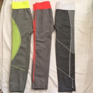 NWT Bundle 3 Riva USA Stretch Capri Leggings